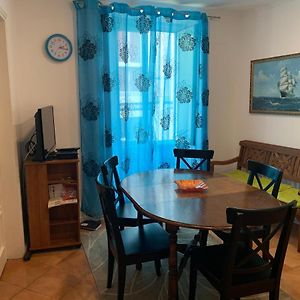 House And Rooms In Lisbon